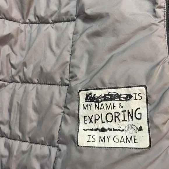 The North Face 550 Girl’s Puffer Jacket (Size M - 10/12) - Picture 9 of 12